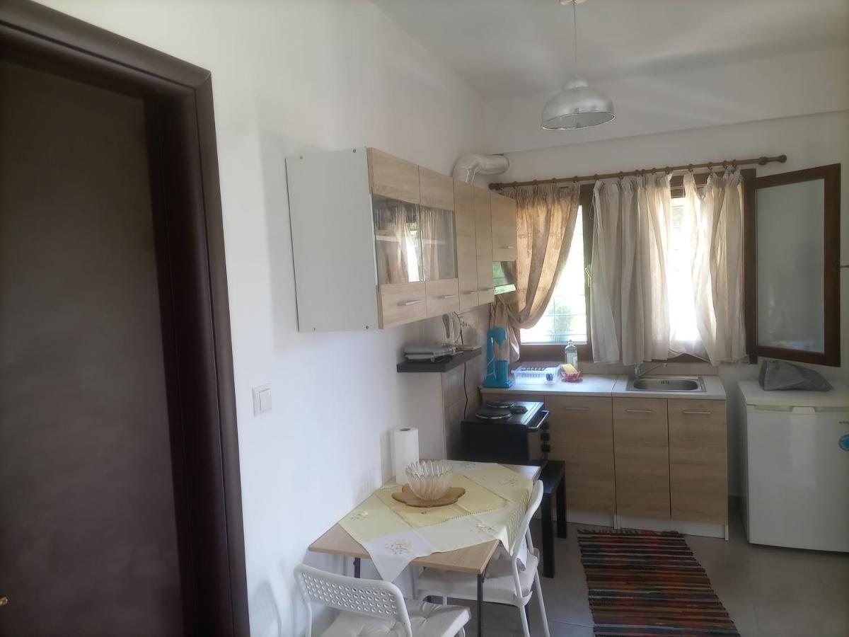 Kalamaki Μπαλκόνι Στο Αιγαίοアパートメント エクステリア 写真